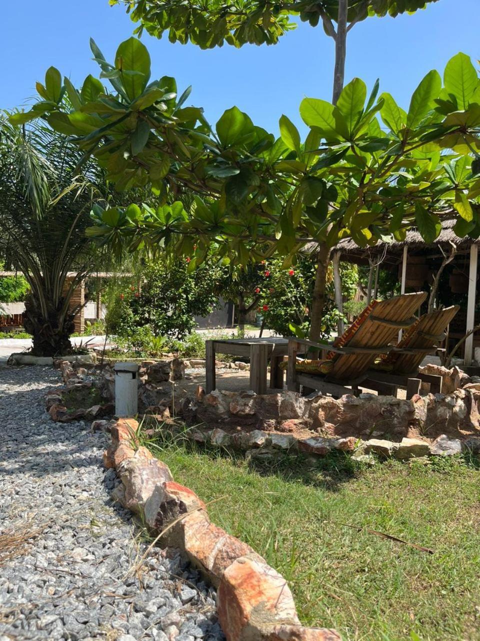 African Treasure Beach Resort Kokrobite Екстериор снимка