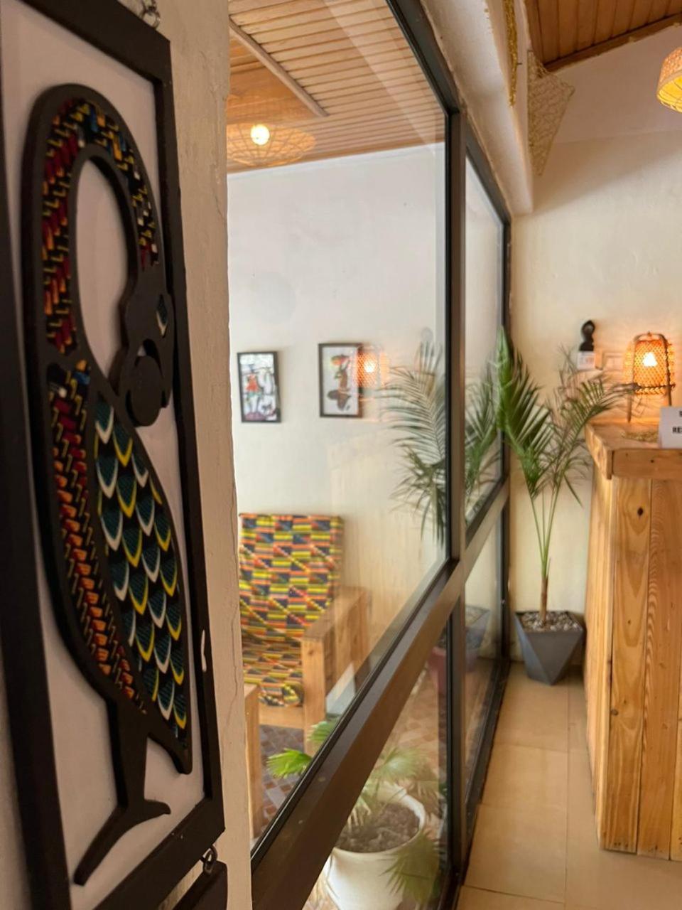African Treasure Beach Resort Kokrobite Екстериор снимка