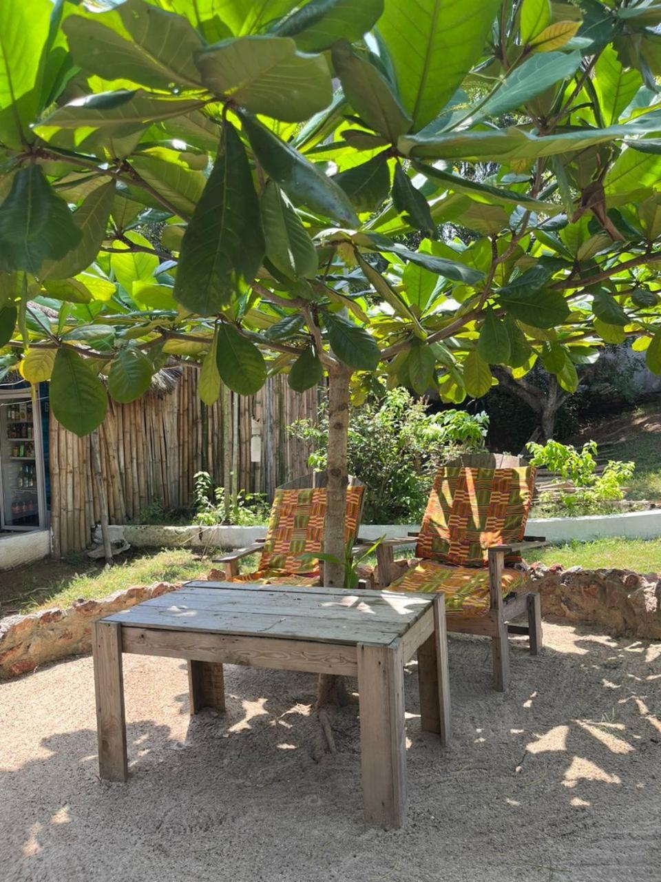 African Treasure Beach Resort Kokrobite Екстериор снимка