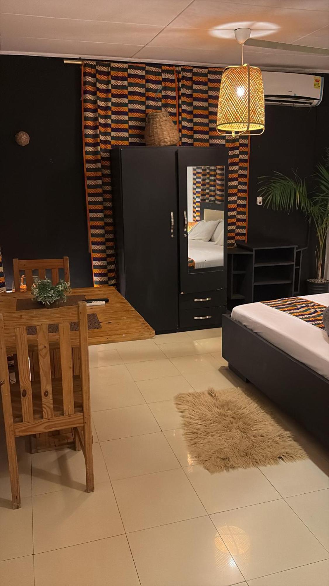 African Treasure Beach Resort Kokrobite Екстериор снимка