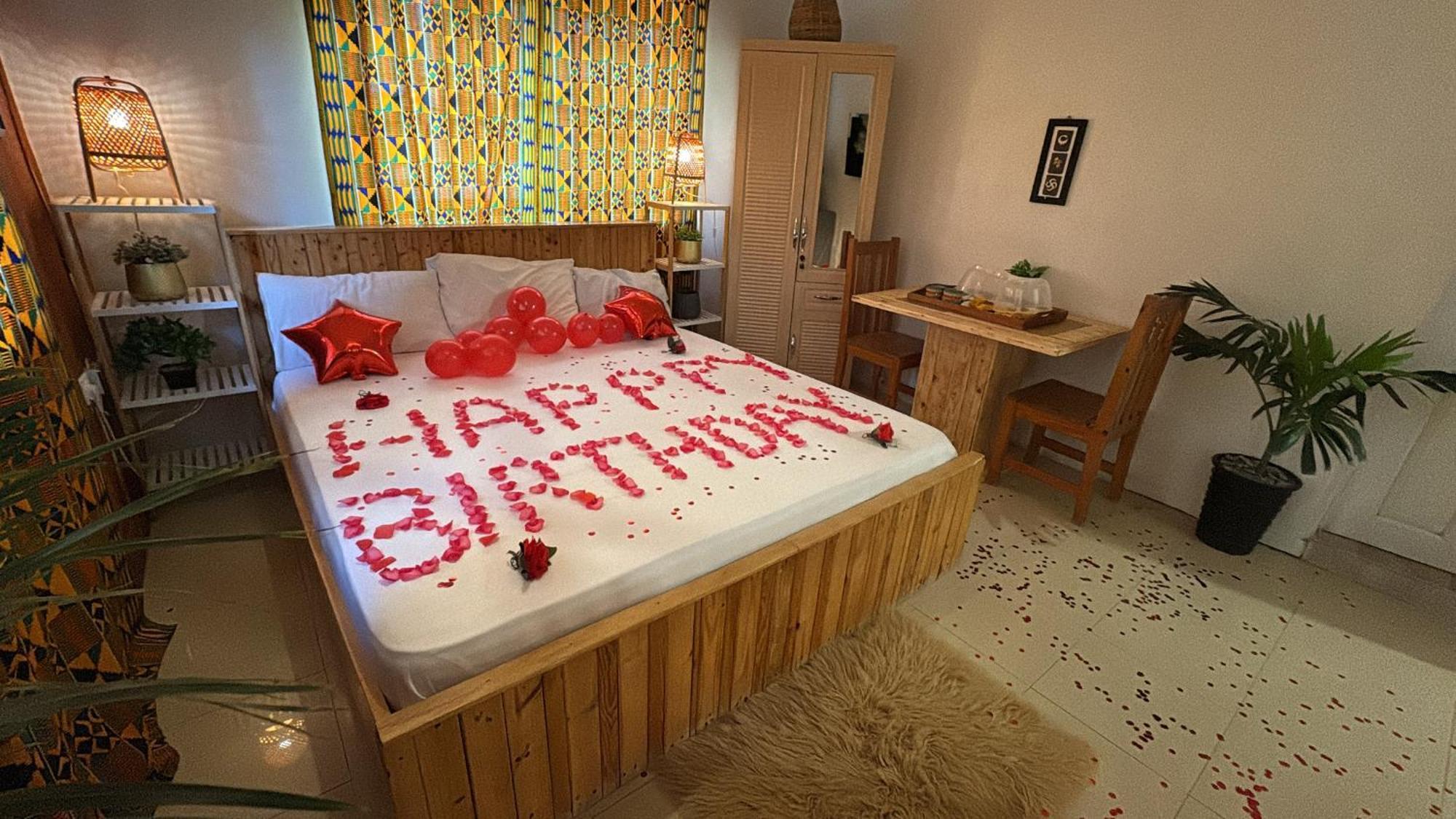 African Treasure Beach Resort Kokrobite Екстериор снимка