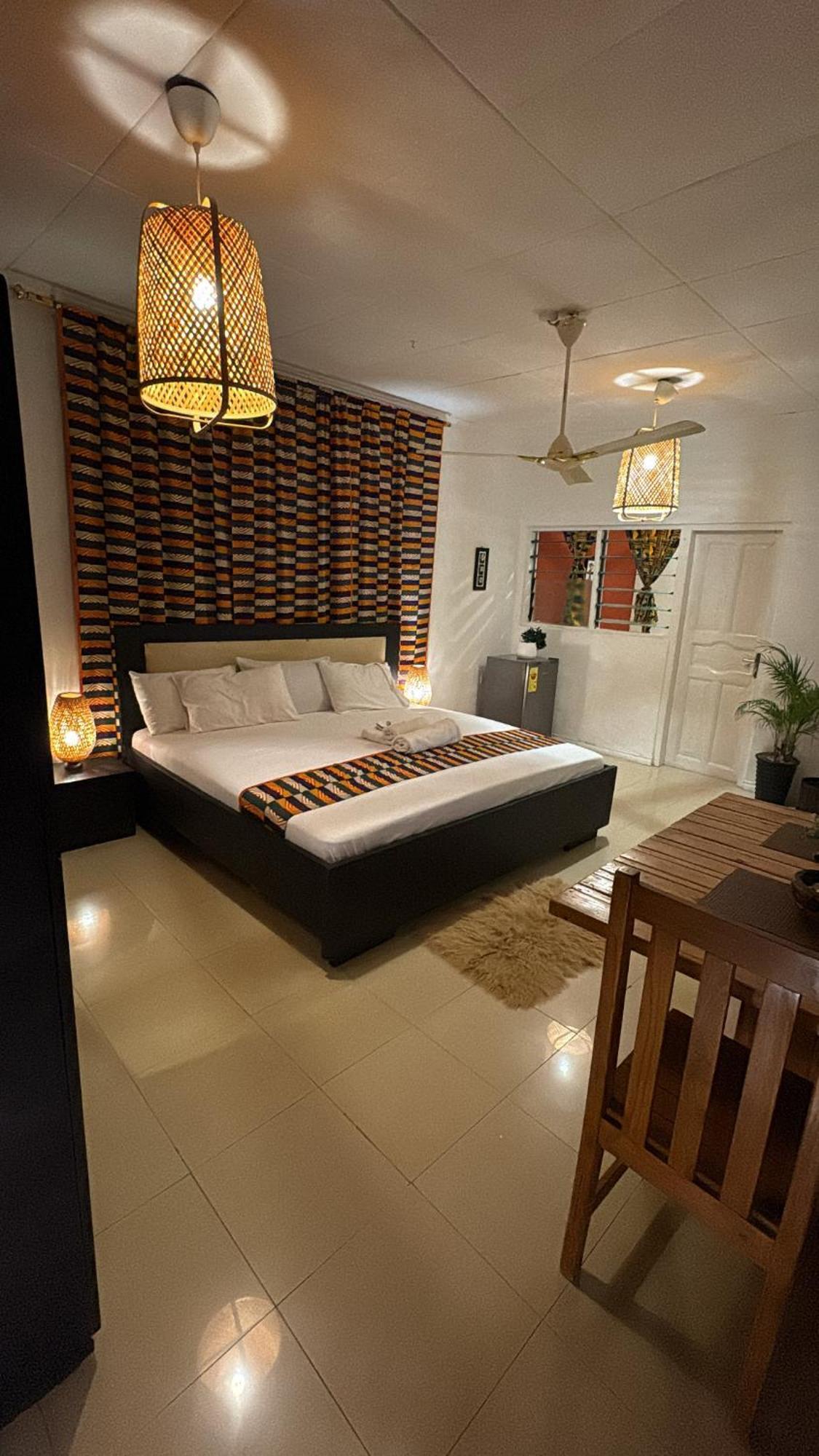 African Treasure Beach Resort Kokrobite Екстериор снимка